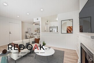 Building Photo - 13444 Moorpark St