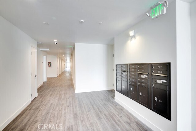 Foto del edificio - 14526 Hartland St
