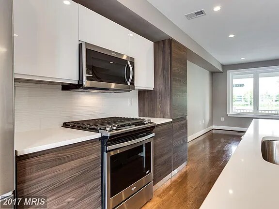 Foto del edificio - 1335 Childress St NE