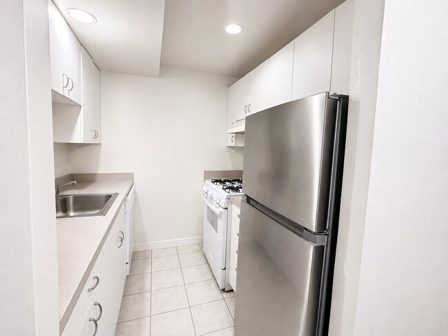 Foto del edificio - 1661-1663 Washington St. Unit 505