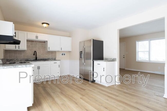 Foto del edificio - 11313 Donnelly Ave