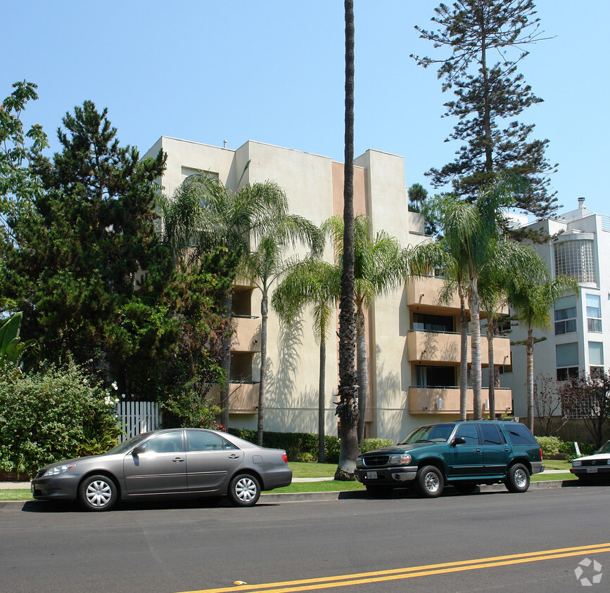 Building Photo - 1047 4th St