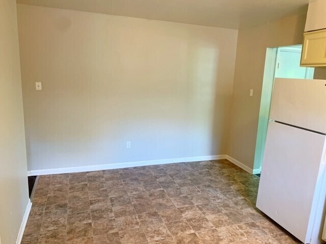 Foto del edificio - 4637 Crestview Ave