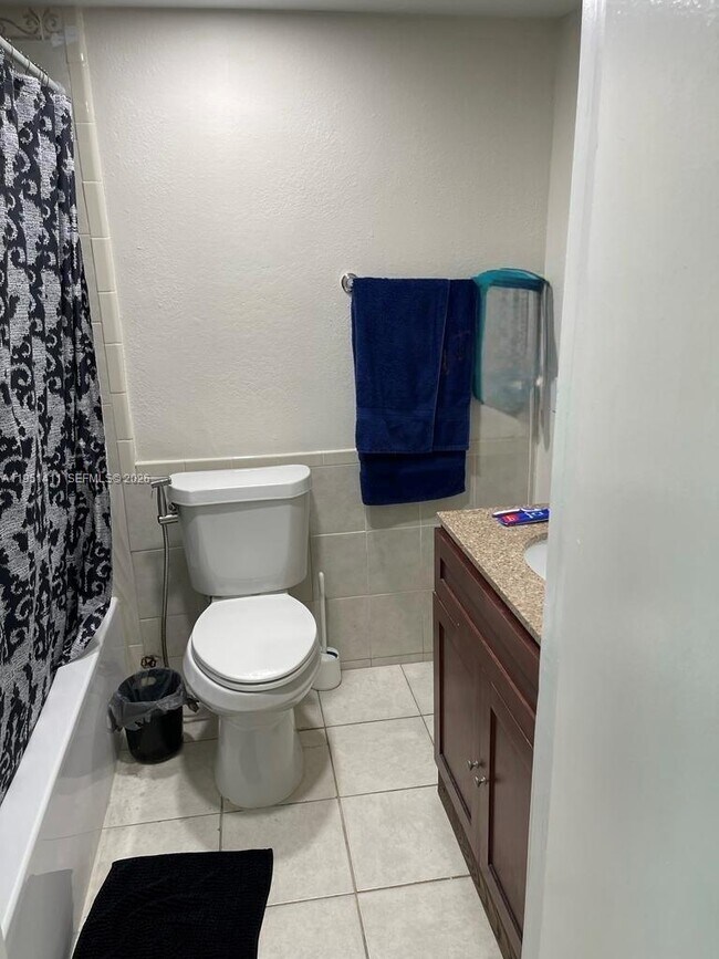 Foto del edificio - 505 NW 72nd Ave