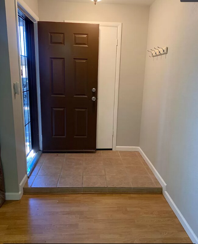 Building Photo - 8625 E Belleview Pl