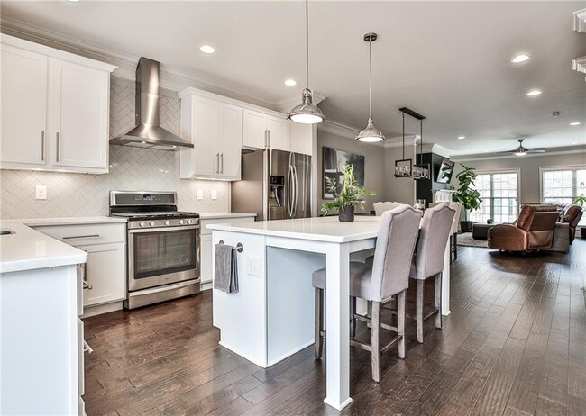 Building Photo - 1094 Willow Field Dr