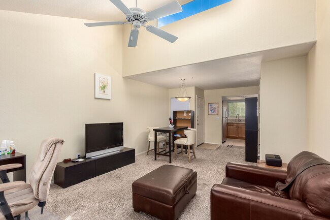 Foto del edificio - 9990 N Scottsdale Rd