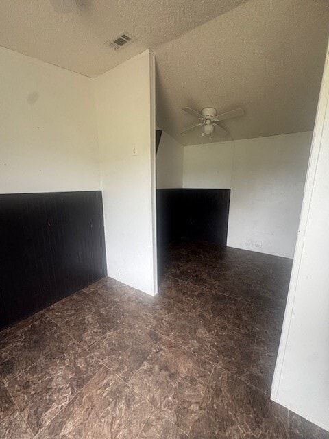 Building Photo - 760 Reyes Silva Ln