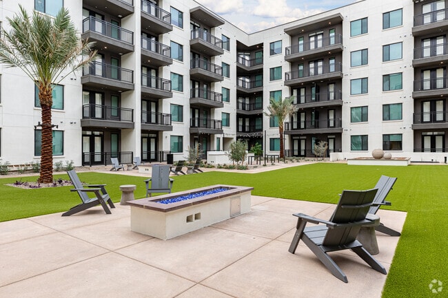 Building Photo - The Atwood at Rivulon