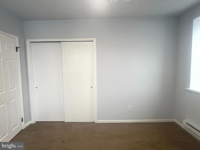 Foto del edificio - 5130 Pennell Rd