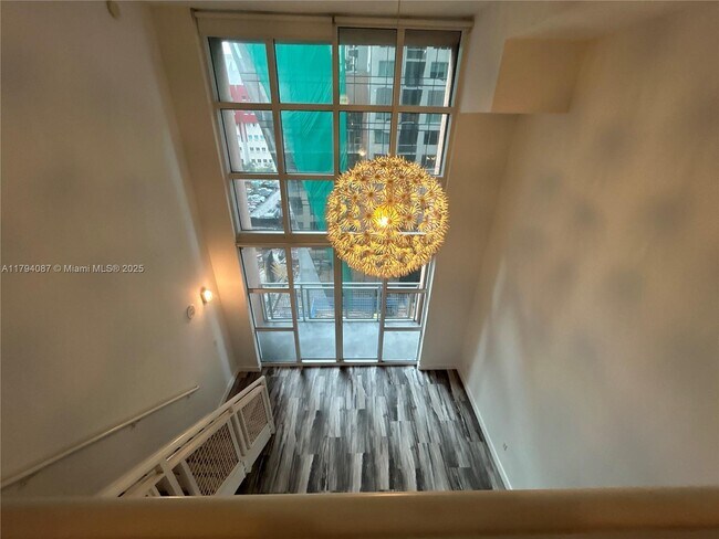 Foto del edificio - 244 Biscayne Blvd