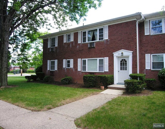 1141A Valley Rd, Wayne, NJ 07470 Condo for Rent in Wayne, NJ