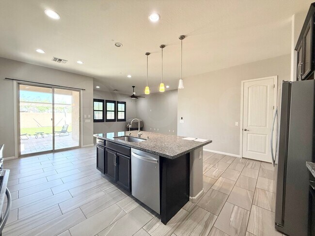 Building Photo - 64 N Abalone Ct.
