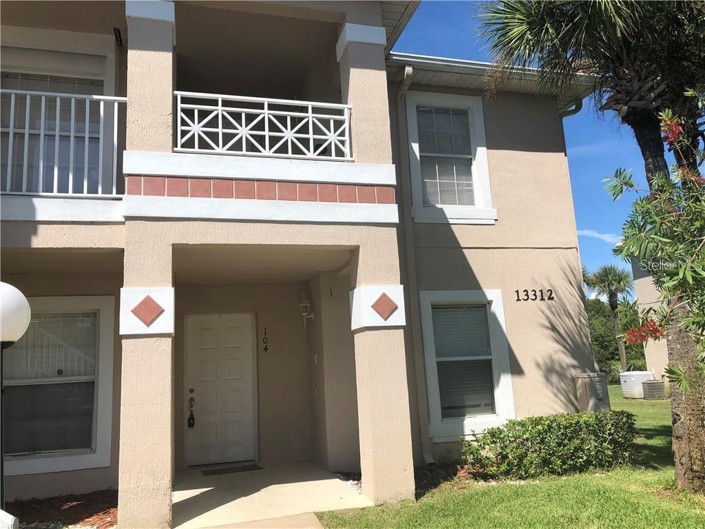 Foto principal - 13312 Fairway Glen Dr