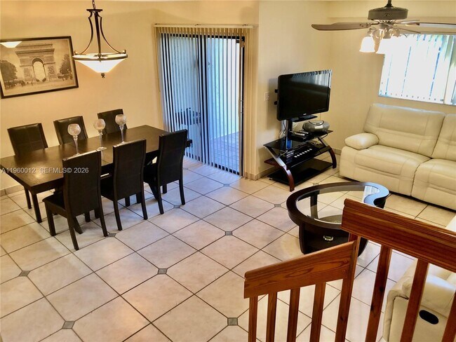 Foto del edificio - 1422 Amanda St