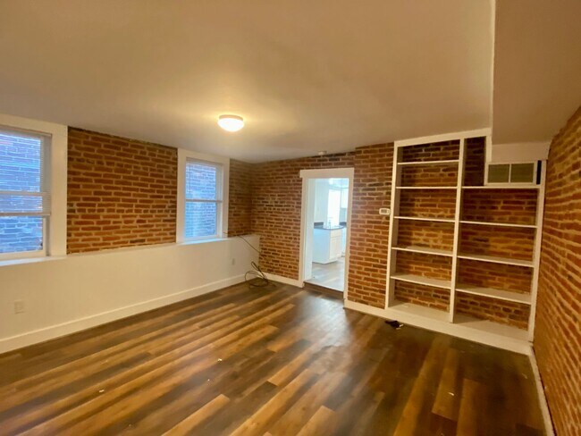 Foto del edificio - 1624 Aliceanna St