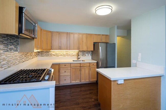 Building Photo - 1469 Lusitana St