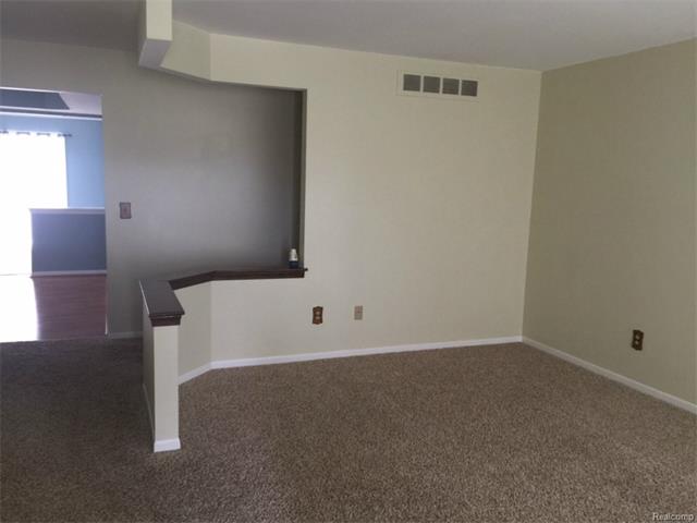 Building Photo - 35737 Marina Dr