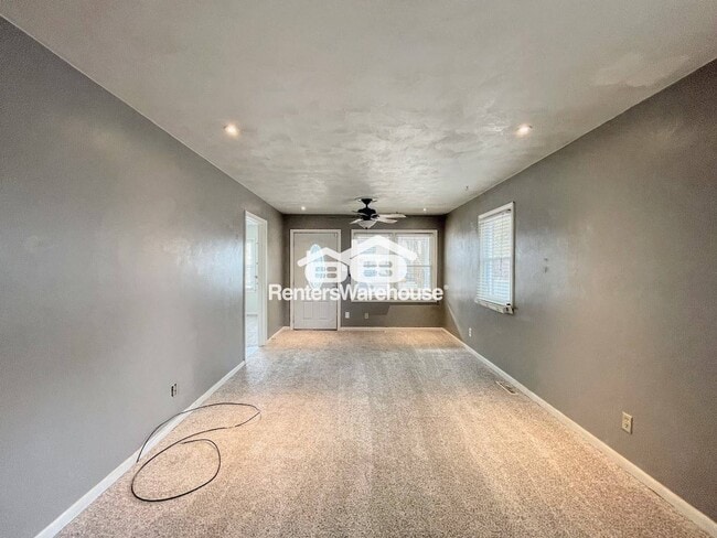 Foto del edificio - 716 Cardover Ave