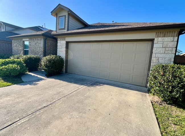 Foto del edificio - 12347 Breckenwood Mills Dr