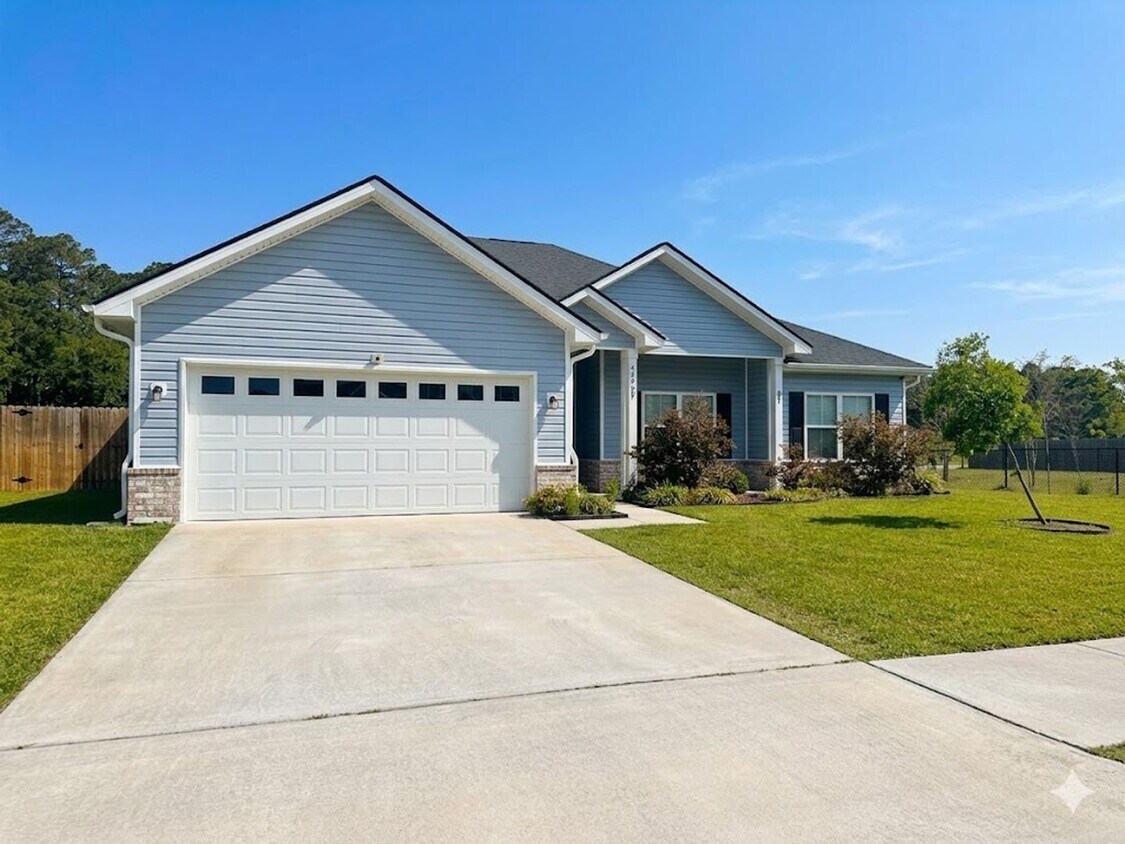 Building Photo - 500 Thorp Circle