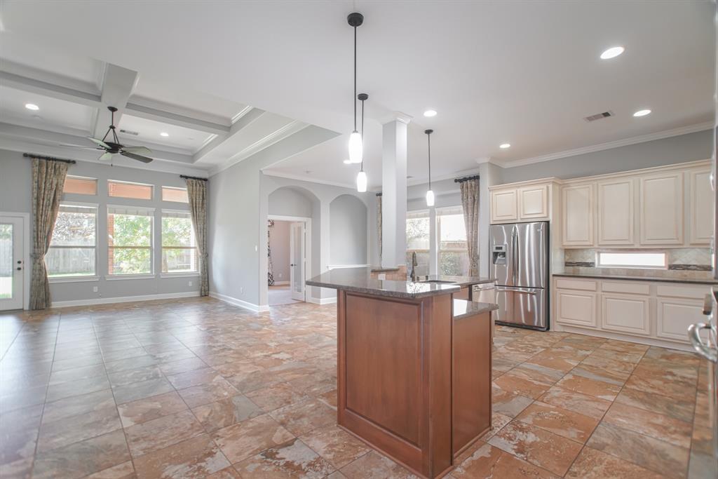 11 Canoe Bend Dr, Spring, TX 77389 House Rental in Spring, TX