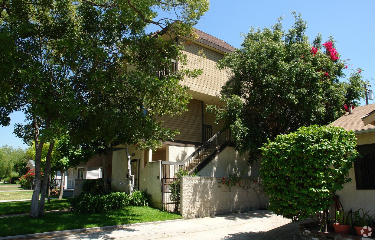 Foto del edificio - 512 Myrtle St