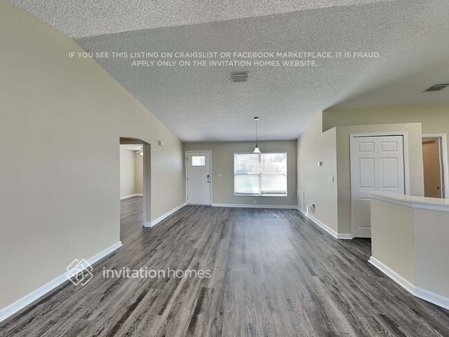 Building Photo - 980 Eyerly St