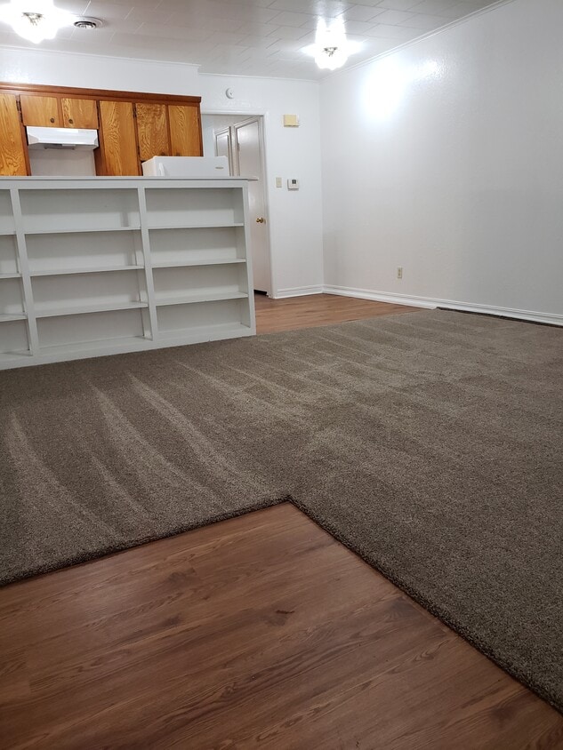 Primary Photo - 226 N M St