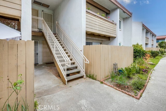 Primary Photo - 2511 W Sunflower Ave