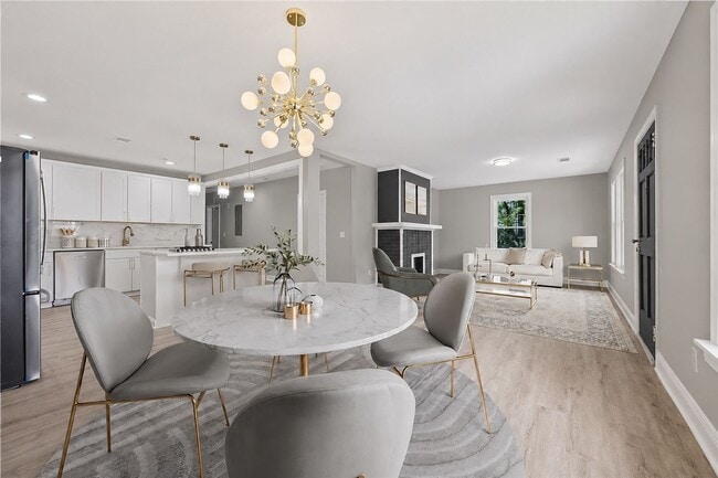 Building Photo - Move In by 6/5 & Save $500 OFF JUNE Rent — Fully Renovated Gem!!!