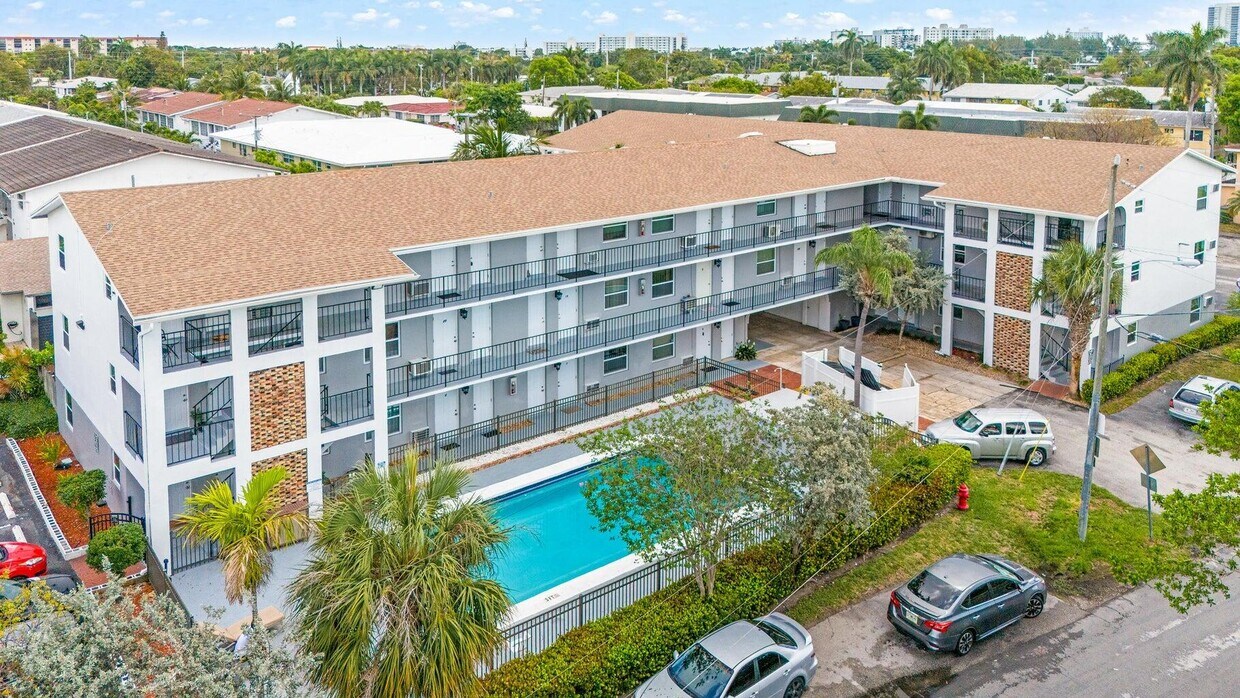 Foto principal - 1021 NE 24th Ave
