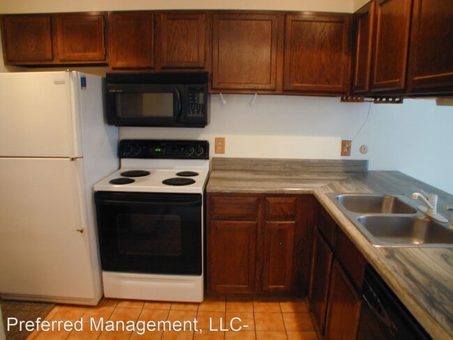 Building Photo - 114 Brookfield Ct