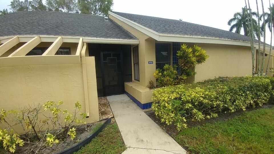 Foto principal - 10780 Waterberry Dr