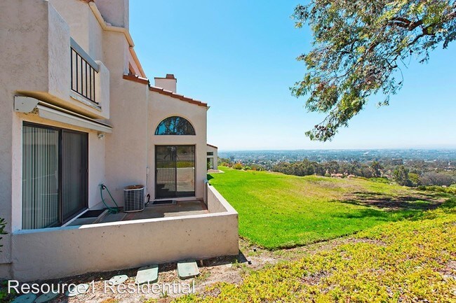 Building Photo - 3 br, 2.5 bath House - 4890 Renovo Way