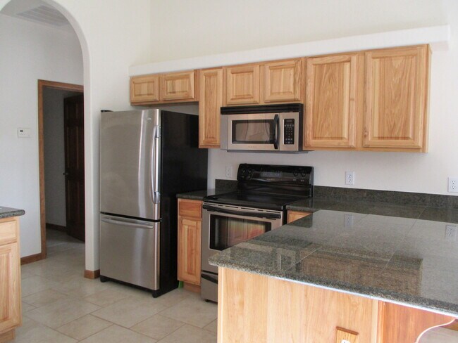Foto del edificio - Unfurnished 3 Bed, 2 Bath Home for Rent in...