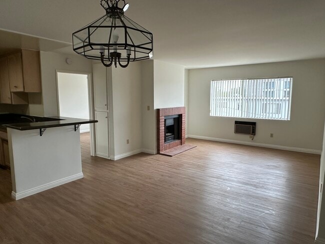 Building Photo - 4230 S Centinela Ave