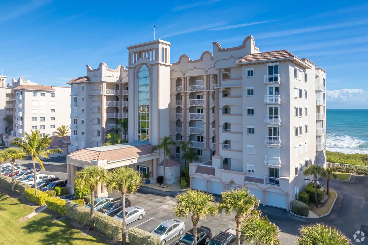 Fotografía del edificio - Somerset Oceanfront