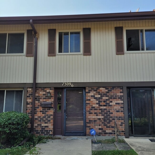 Building Photo - 7309 Winthrop Way