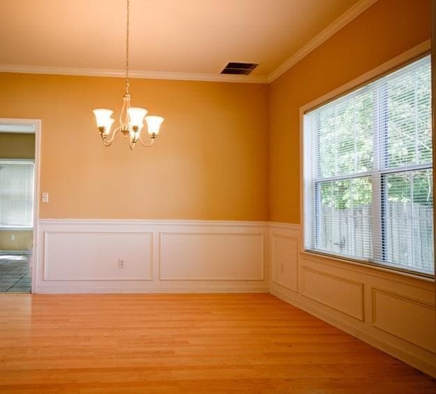 Building Photo - 589 Reading Ct NE