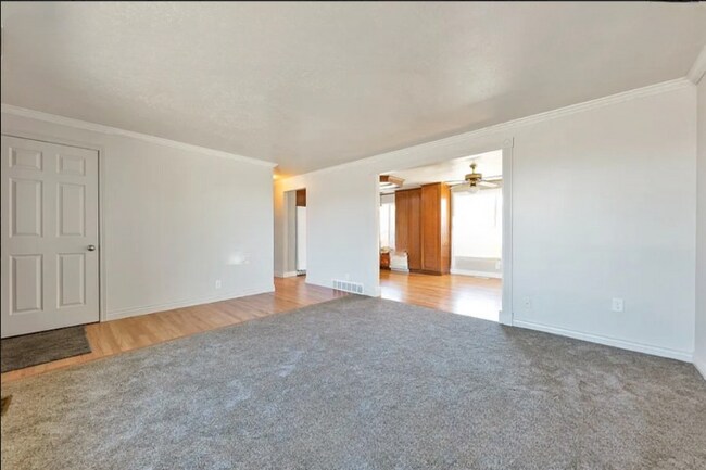 Foto del edificio - 7007 Copperhill Dr