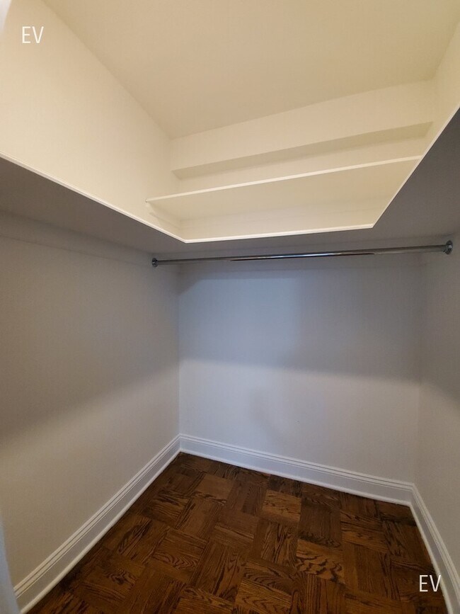 Building Photo - 20 Fifth Ave-9D