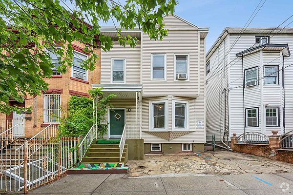 3 Bedroom Apartments For Rent In Kearny Nj Apartments Com