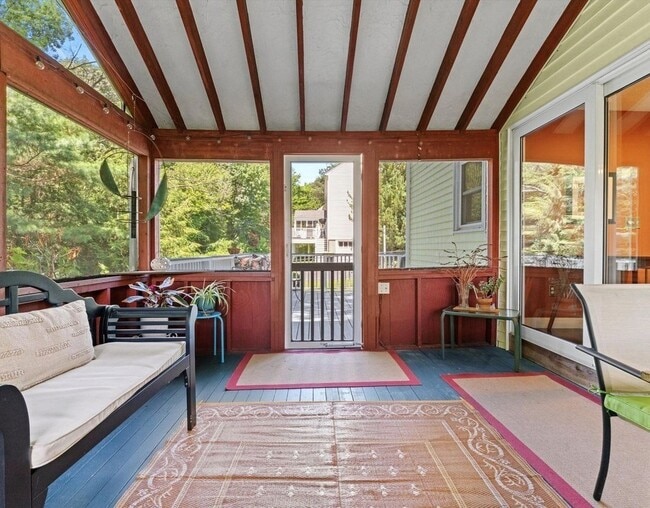 Foto del edificio - 9 Pleasantview Ter