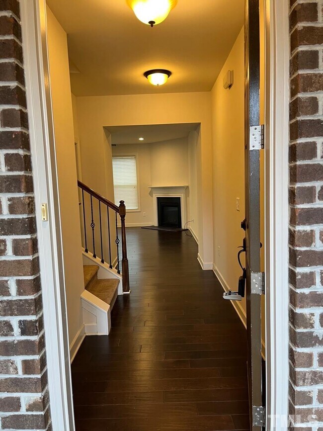 Building Photo - 126 Alamosa Pl