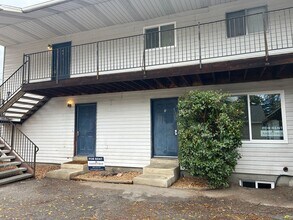 Building Photo - 34 N 400 E