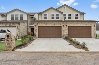 Building Photo - 14833 Spica Ct