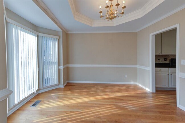 Foto del edificio - 1474 Lake Heights Cir