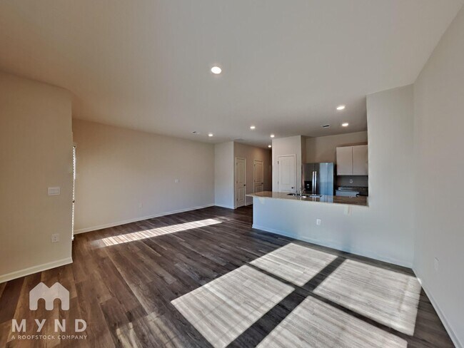 Foto del edificio - 1005 N 2nd Ave NW