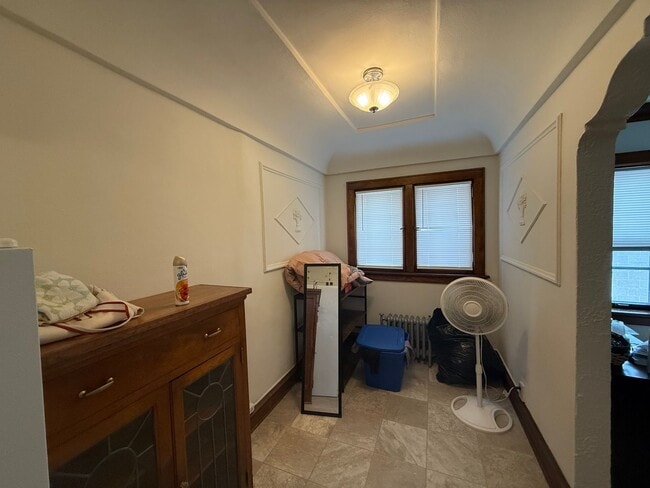 Interior Photo - 1628 Franklin